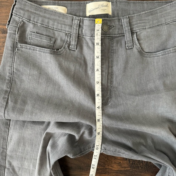 Universal Thread Women’s High Rise Skinny Jeans - Picture 5 of 6